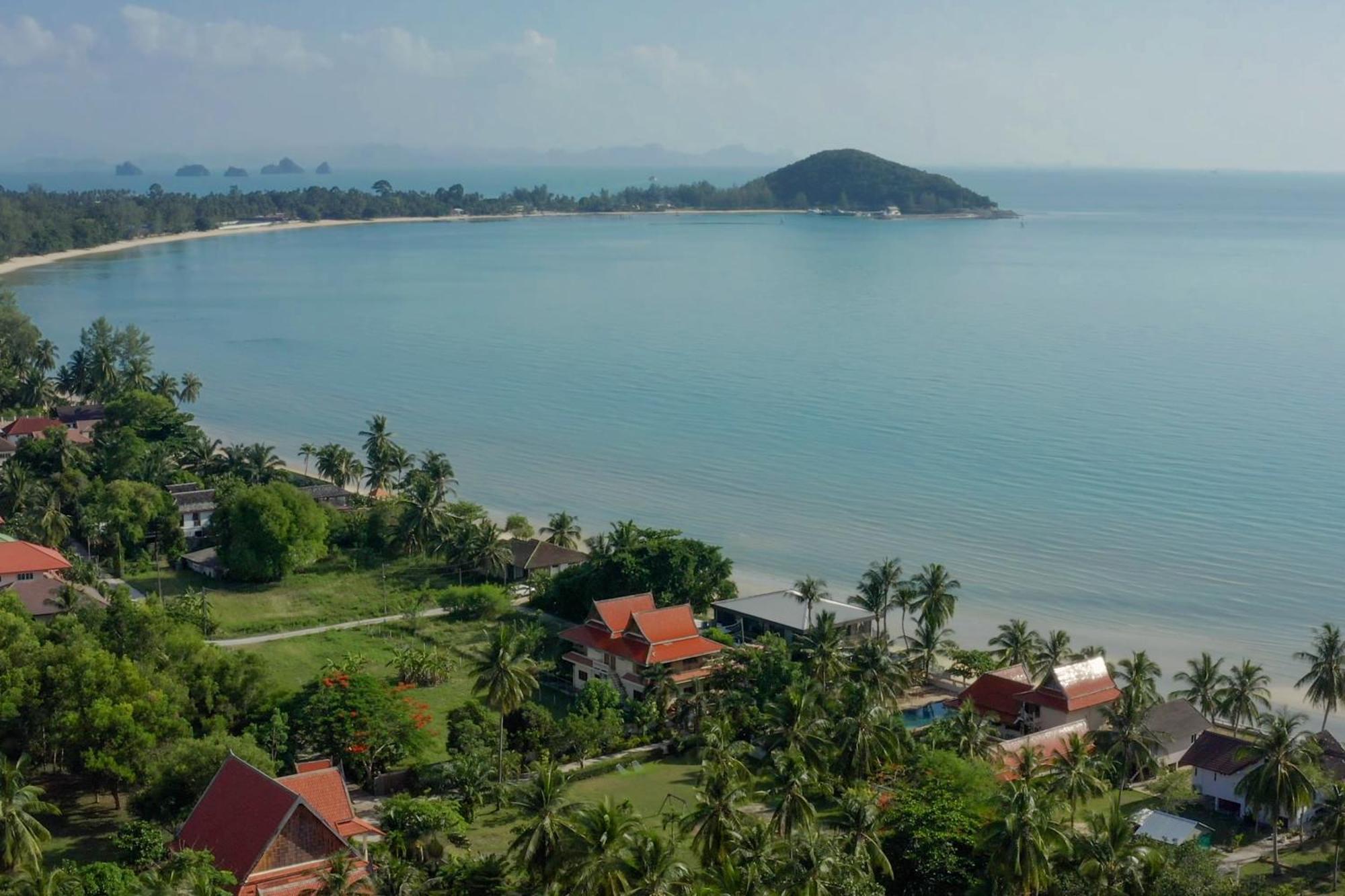 Villa U - Beachfront Haven Lipa Noi Extérieur photo